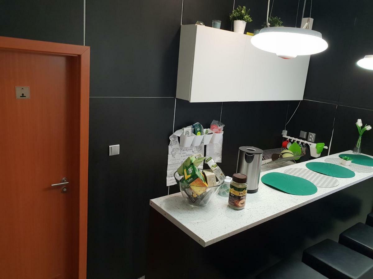 Quiet Courtyard Apartment Prague Extérieur photo